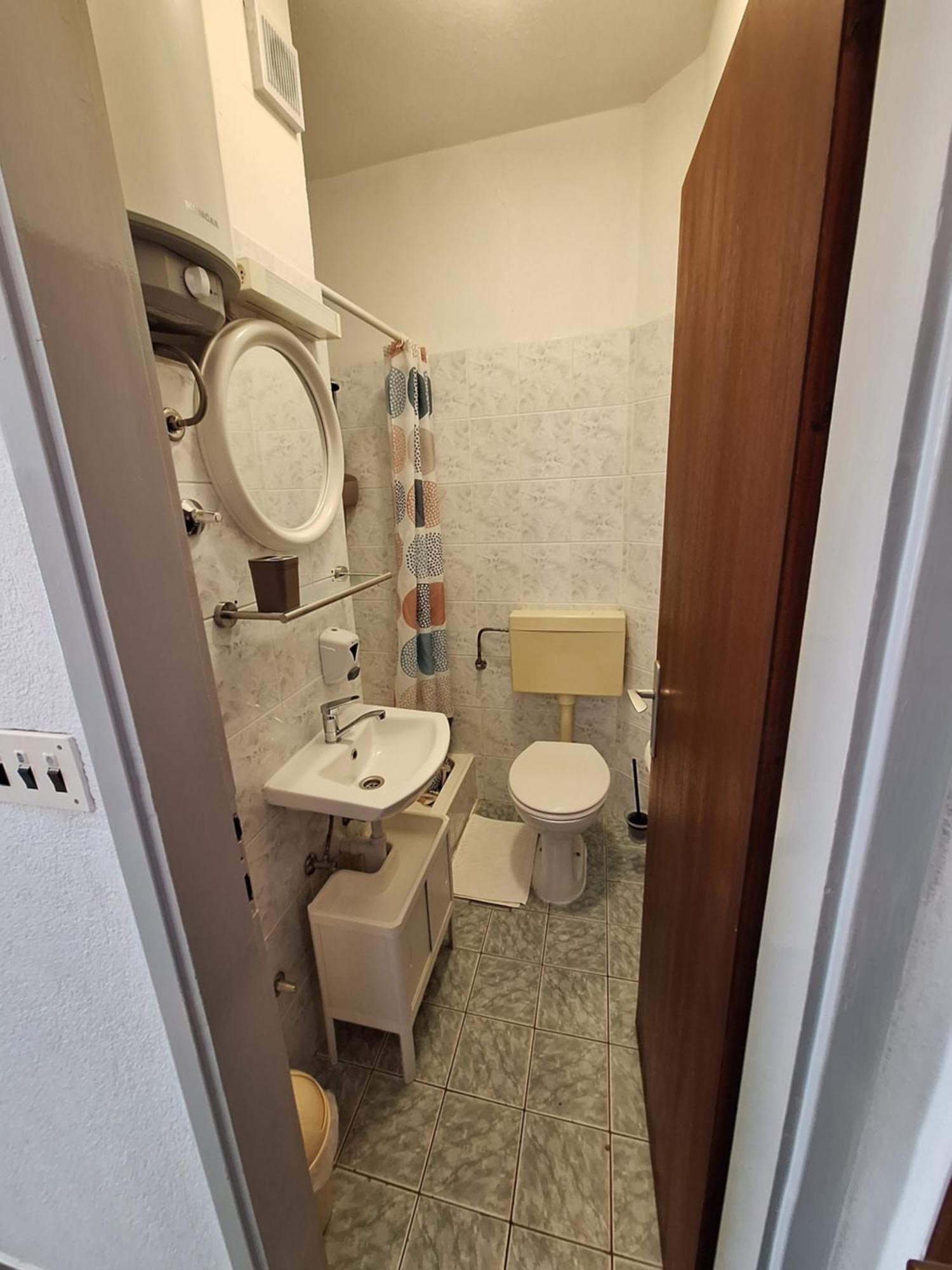 Apartmani Lisicina โอมิช ภายนอก รูปภาพ